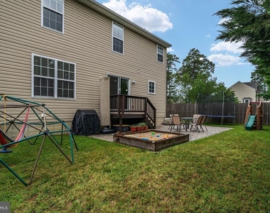 132 Pineview Avenue - Photo Thumbnail 33
