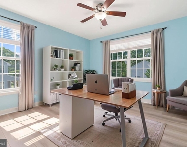 132 Pineview Avenue - Photo Thumbnail 31