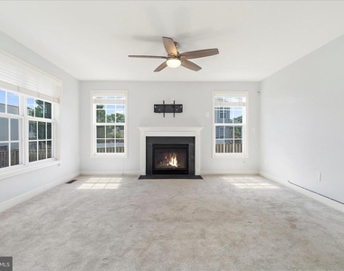 132 Pineview Avenue - Photo Thumbnail 20