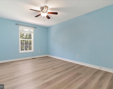 132 Pineview Avenue - Photo Thumbnail 32