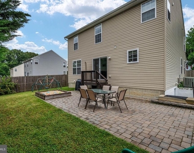 132 Pineview Avenue - Photo Thumbnail 37