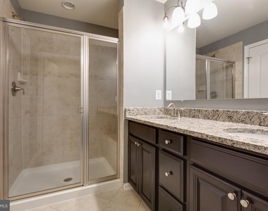 1314 Hawthorn Drive - Photo Thumbnail 21