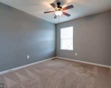 1314 Hawthorn Drive - Photo Thumbnail 27