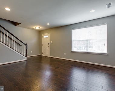 1314 Hawthorn Drive - Photo Thumbnail 31