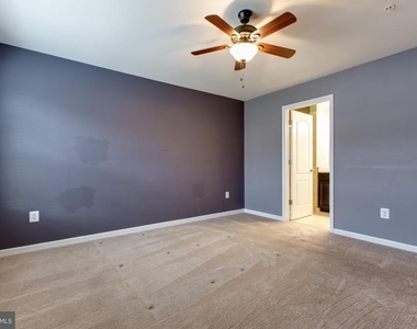 1314 Hawthorn Drive - Photo Thumbnail 16