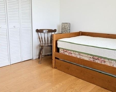 508 Lloyd Street - Photo Thumbnail 25