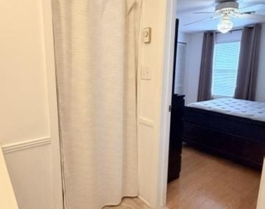 508 Lloyd Street - Photo Thumbnail 18