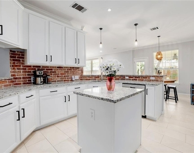 1705 Azalea Dr - Photo Thumbnail 7