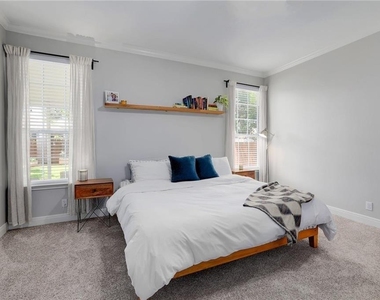 1705 Azalea Dr - Photo Thumbnail 17