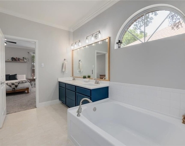 1705 Azalea Dr - Photo Thumbnail 18