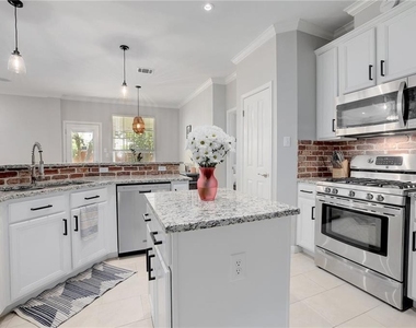 1705 Azalea Dr - Photo Thumbnail 10
