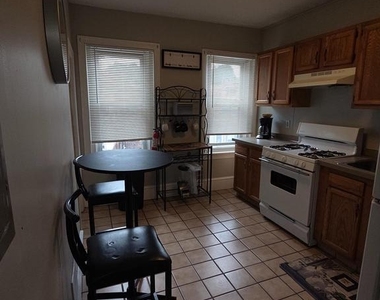 306 W 23rd Street - Photo Thumbnail 5