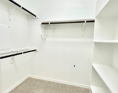 2929 Sage Ranch Dr - Photo Thumbnail 25