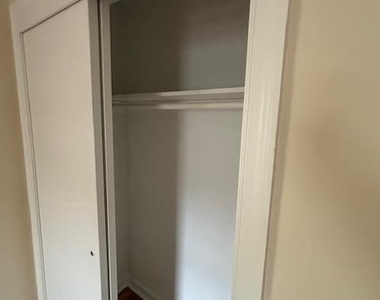 104 Southern Boulevard - Photo Thumbnail 5