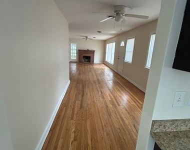 104 Southern Boulevard - Photo Thumbnail 1