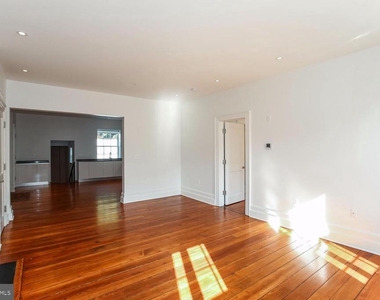 3009 M Street Nw - Photo Thumbnail 8