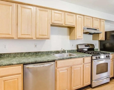 729 10th Street Ne - Photo Thumbnail 7