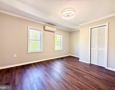 1004 Girard Street Nw - Photo Thumbnail 20