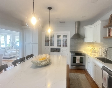 1332 Belvedere Avenue - Photo Thumbnail 3