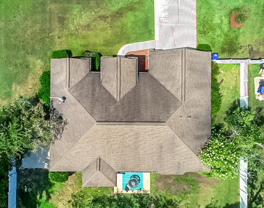 236 Clover Court - Photo Thumbnail 34