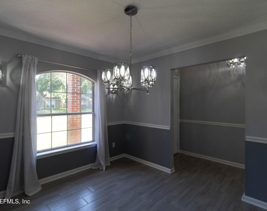 236 Clover Court - Photo Thumbnail 14
