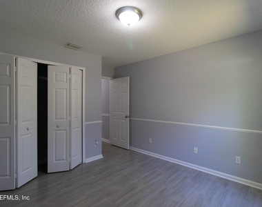 236 Clover Court - Photo Thumbnail 21