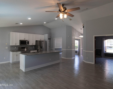 236 Clover Court - Photo Thumbnail 2