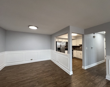 1220 Carol Street - Photo Thumbnail 7