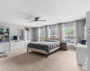 519 Islamorada Drive S - Photo Thumbnail 13