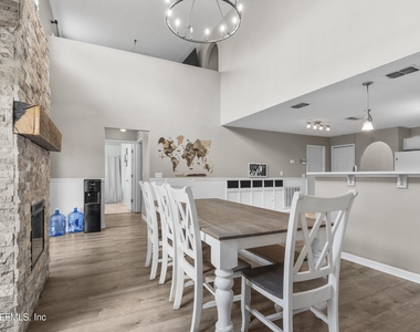 519 Islamorada Drive S - Photo Thumbnail 2