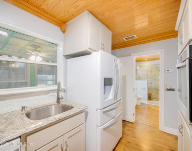 6472 Putnam Street - Photo Thumbnail 8