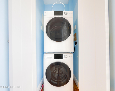 6472 Putnam Street - Photo Thumbnail 18