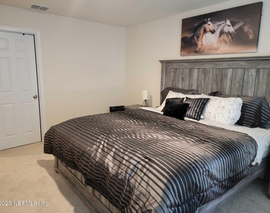 450 Coastline Way - Photo Thumbnail 12