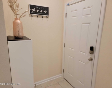 450 Coastline Way - Photo Thumbnail 2