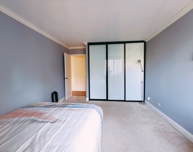 211 E Ohio Street - Photo Thumbnail 6