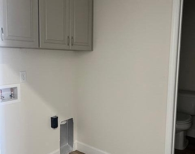687 S Orange Street - Photo Thumbnail 2