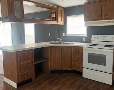 12477 Sw 81st Avenue - Photo Thumbnail 9