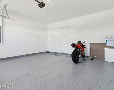 401 Marquesa Cir Circle - Photo Thumbnail 46