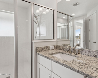 401 Marquesa Cir Circle - Photo Thumbnail 33