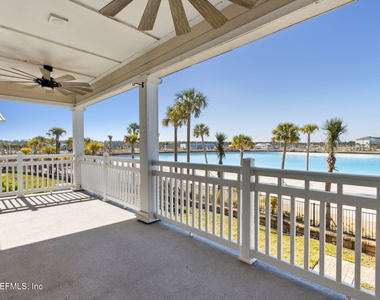 401 Marquesa Cir Circle - Photo Thumbnail 30