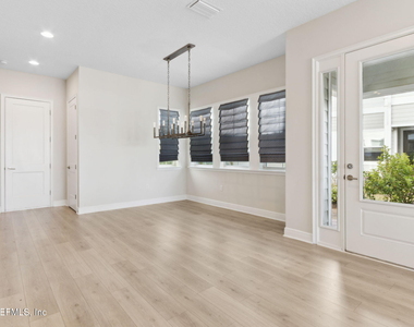 401 Marquesa Cir Circle - Photo Thumbnail 6