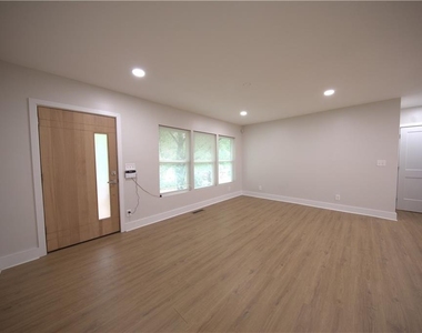 1346 Wichita Drive Sw - Photo Thumbnail 1