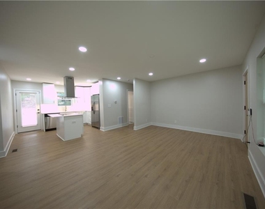 1346 Wichita Drive Sw - Photo Thumbnail 3