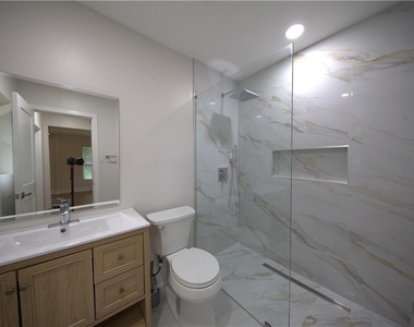 1346 Wichita Drive Sw - Photo Thumbnail 10