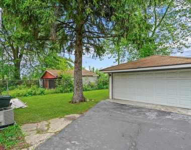 16125 Marshfield Avenue - Photo Thumbnail 9