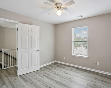 753 Prince Place - Photo Thumbnail 24