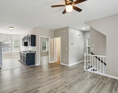 753 Prince Place - Photo Thumbnail 11