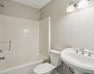 753 Prince Place - Photo Thumbnail 28