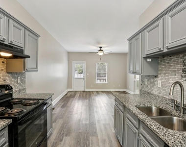 751 Prince Place - Photo Thumbnail 17