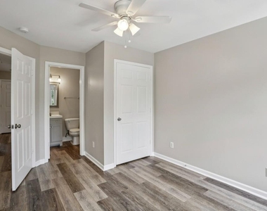 751 Prince Place - Photo Thumbnail 29